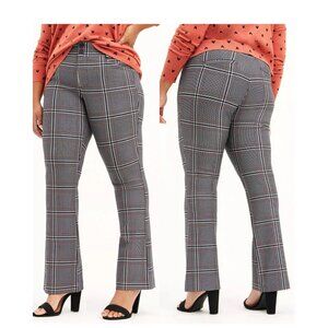 EUC Torrid Trouser Bootcut Ponte Pant Size 18 Short Grey Plaid with Coral Accent